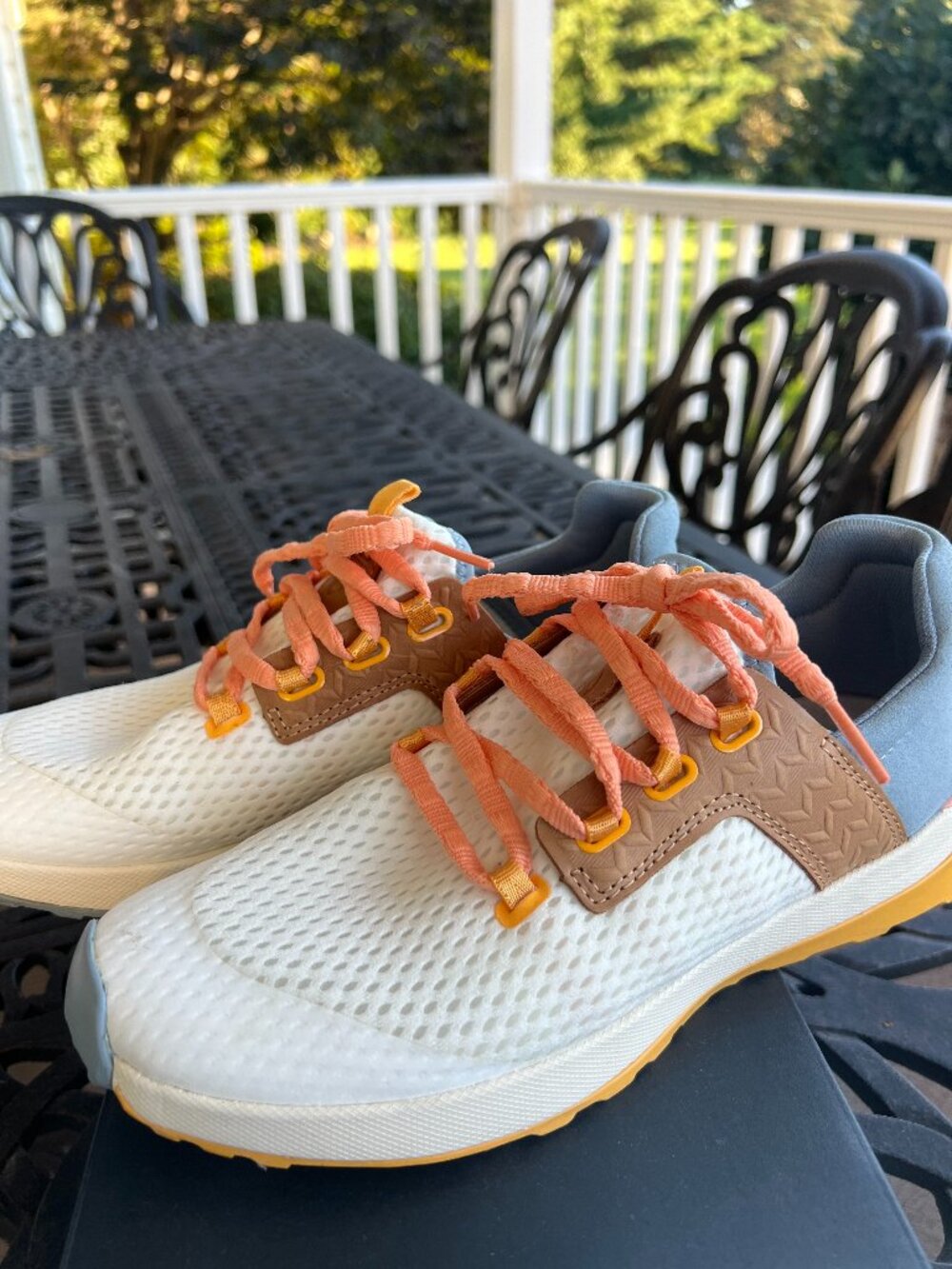 OluKai Wailuku Sneakers Bright White/Sea Ice Women’s 8.5